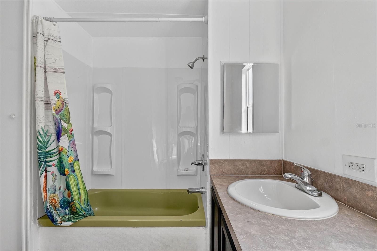 WOLF RUN FIRST ADD - Residential