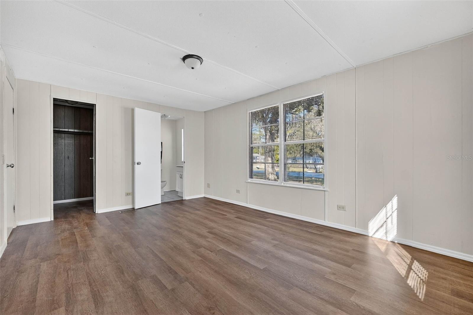 WOLF RUN FIRST ADD - Residential