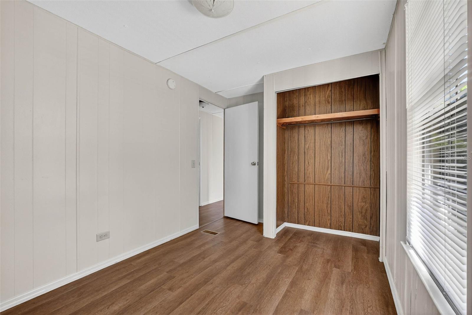 WOLF RUN FIRST ADD - Residential