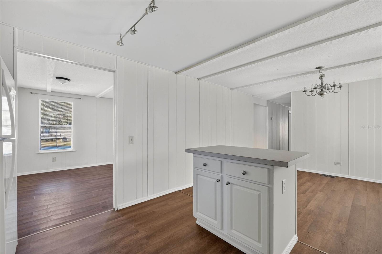 WOLF RUN FIRST ADD - Residential