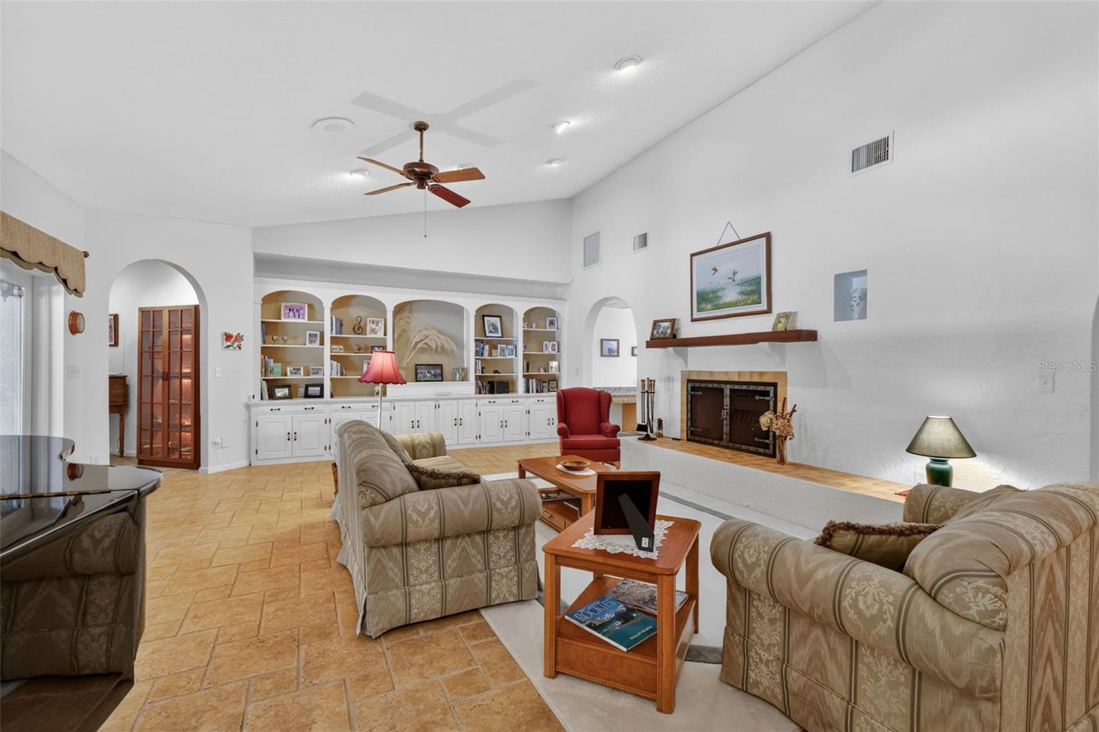 ELYSIUM CLUB - Residential