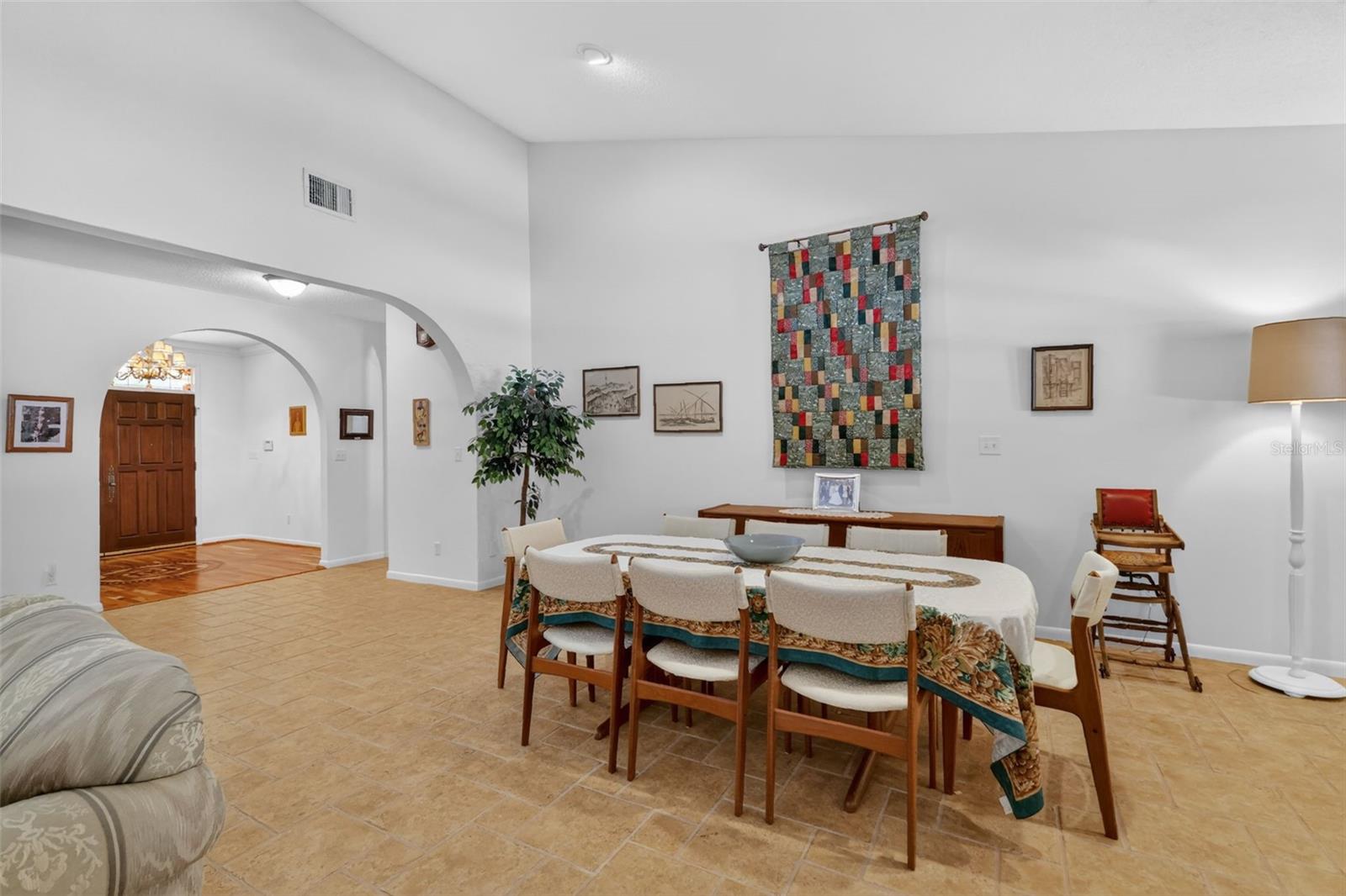 ELYSIUM CLUB - Residential