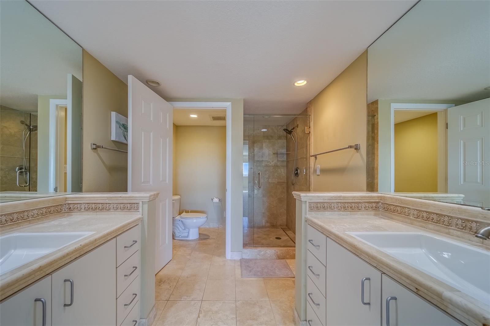 CONTINENTAL TOWERS INC CONDO - Residential Lease