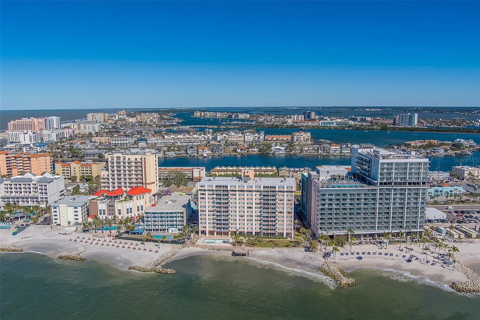 CONTINENTAL TOWERS INC CONDO - Residential Lease