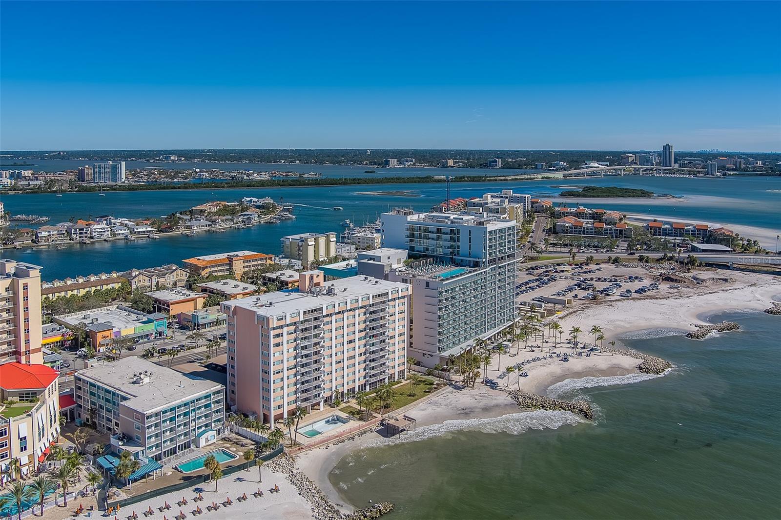 CONTINENTAL TOWERS INC CONDO - Residential Lease