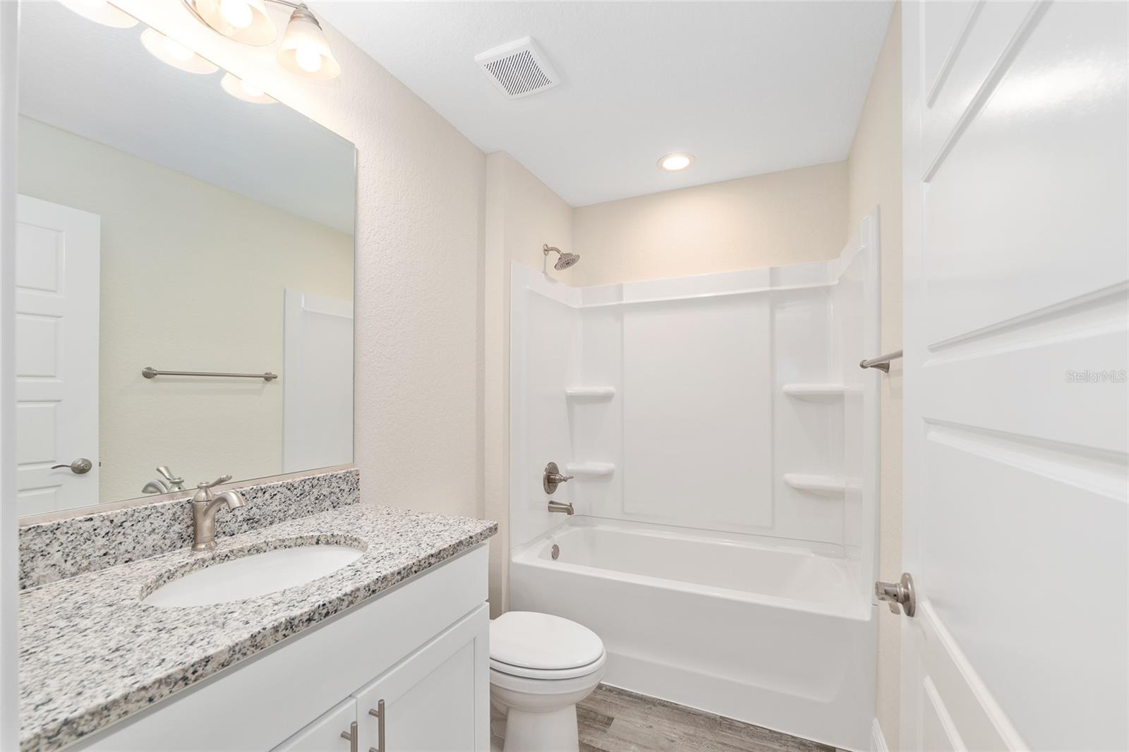 SILVER SPRINGS SHORES - Residential