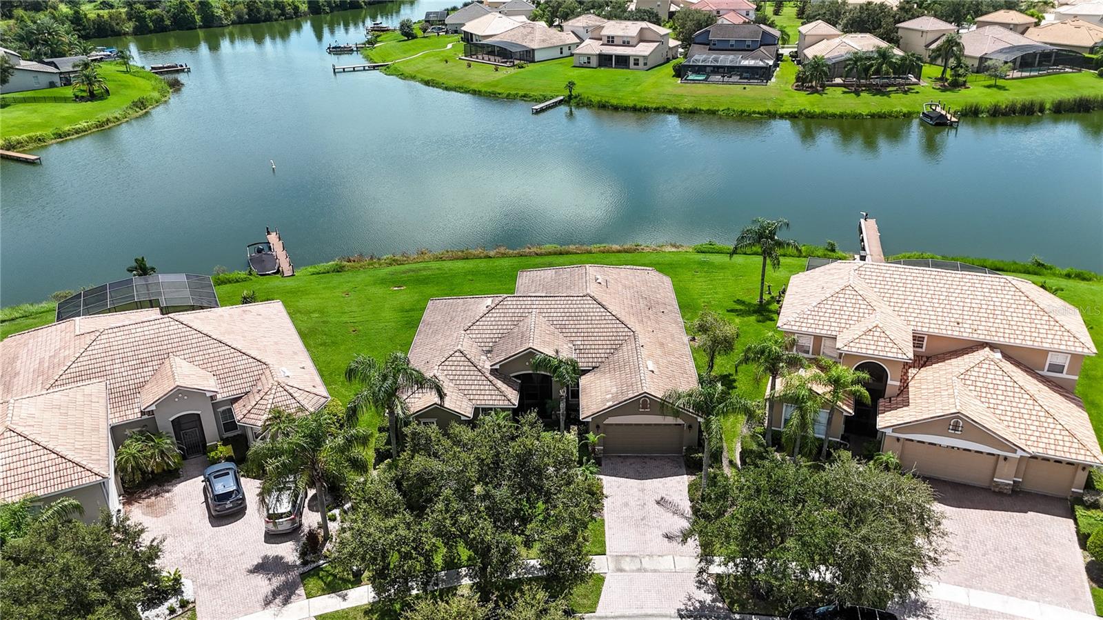 3553 SOMERSET CIRCLE