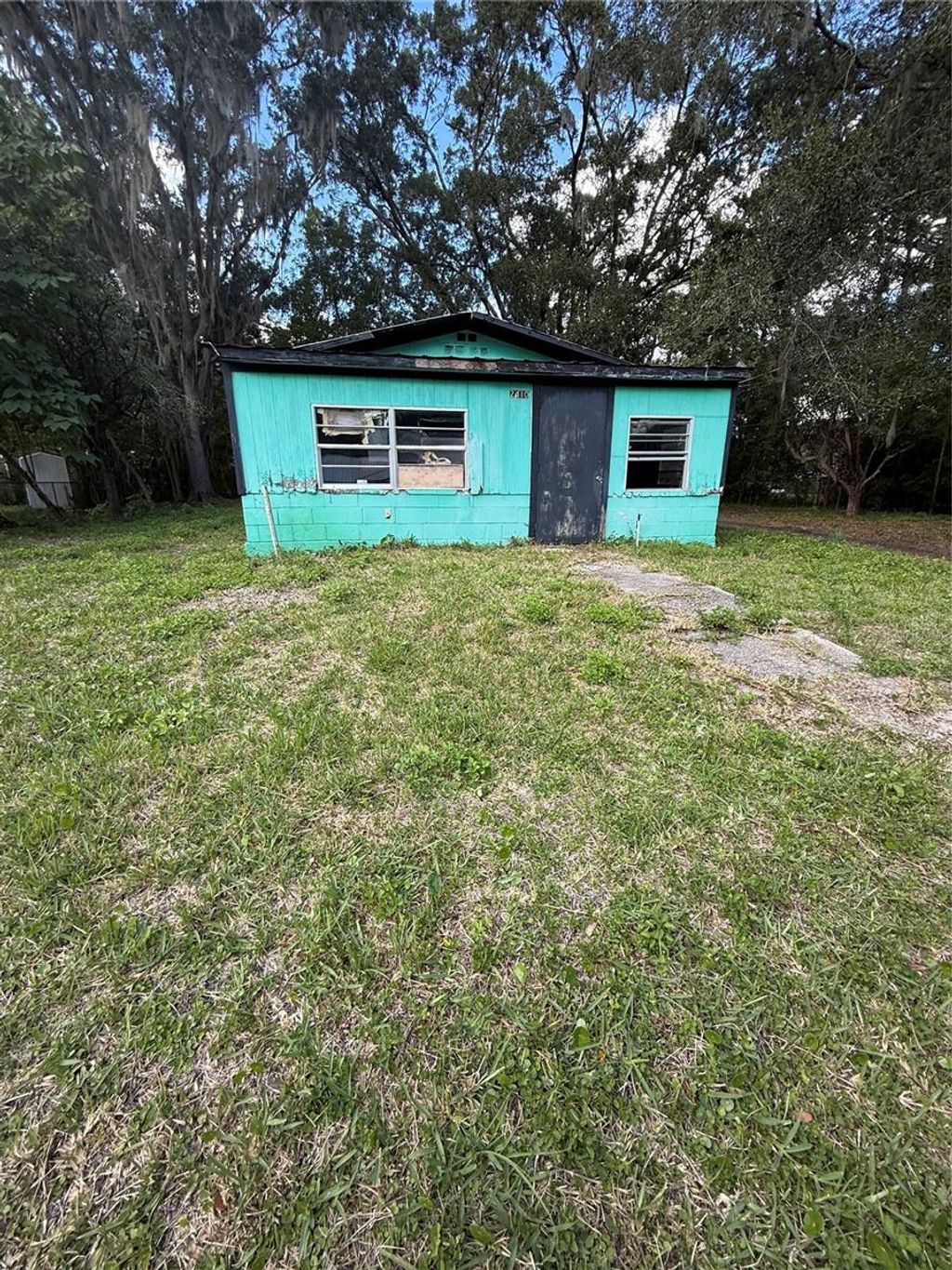 Photo of 2410 NE 3rd Place NE, Gainesville, FL 32641 (MLS # GC534768)