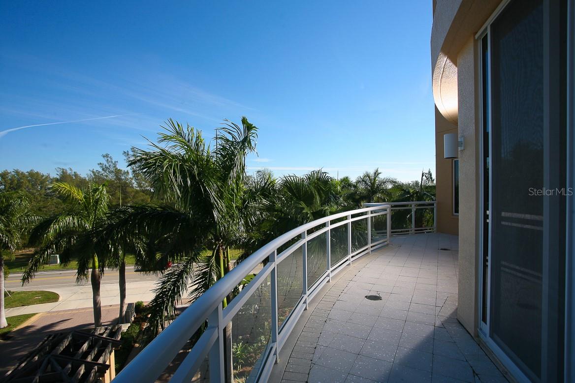 THE BEACH RESIDENCES - Residential Lease