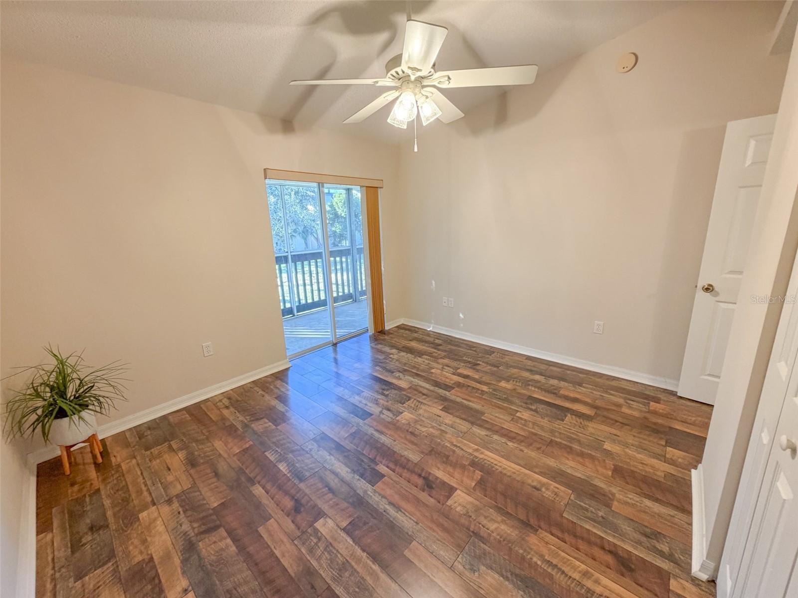 PARK LAKE - Residential