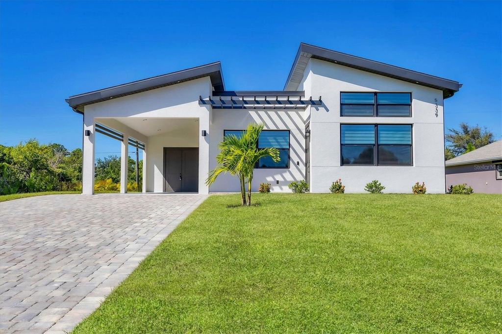 Photo of 5339 Gulfport Terrace, Port Charlotte, FL 33981 (MLS # N6141229)