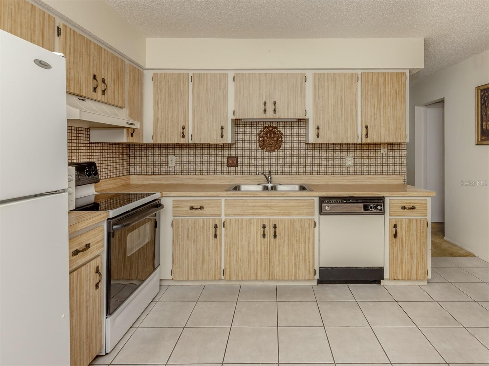 EAST GATE TERRACE CORR & - Residential