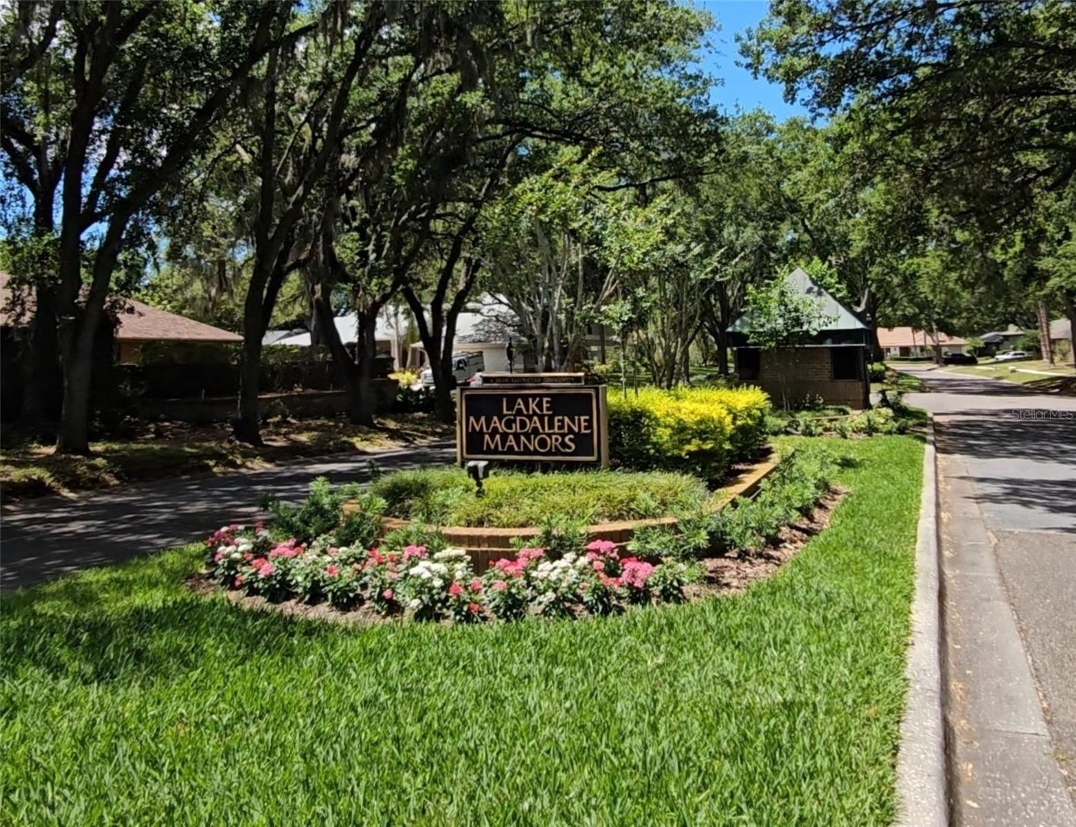 LAKE MAGDALENE MANORS - Residential