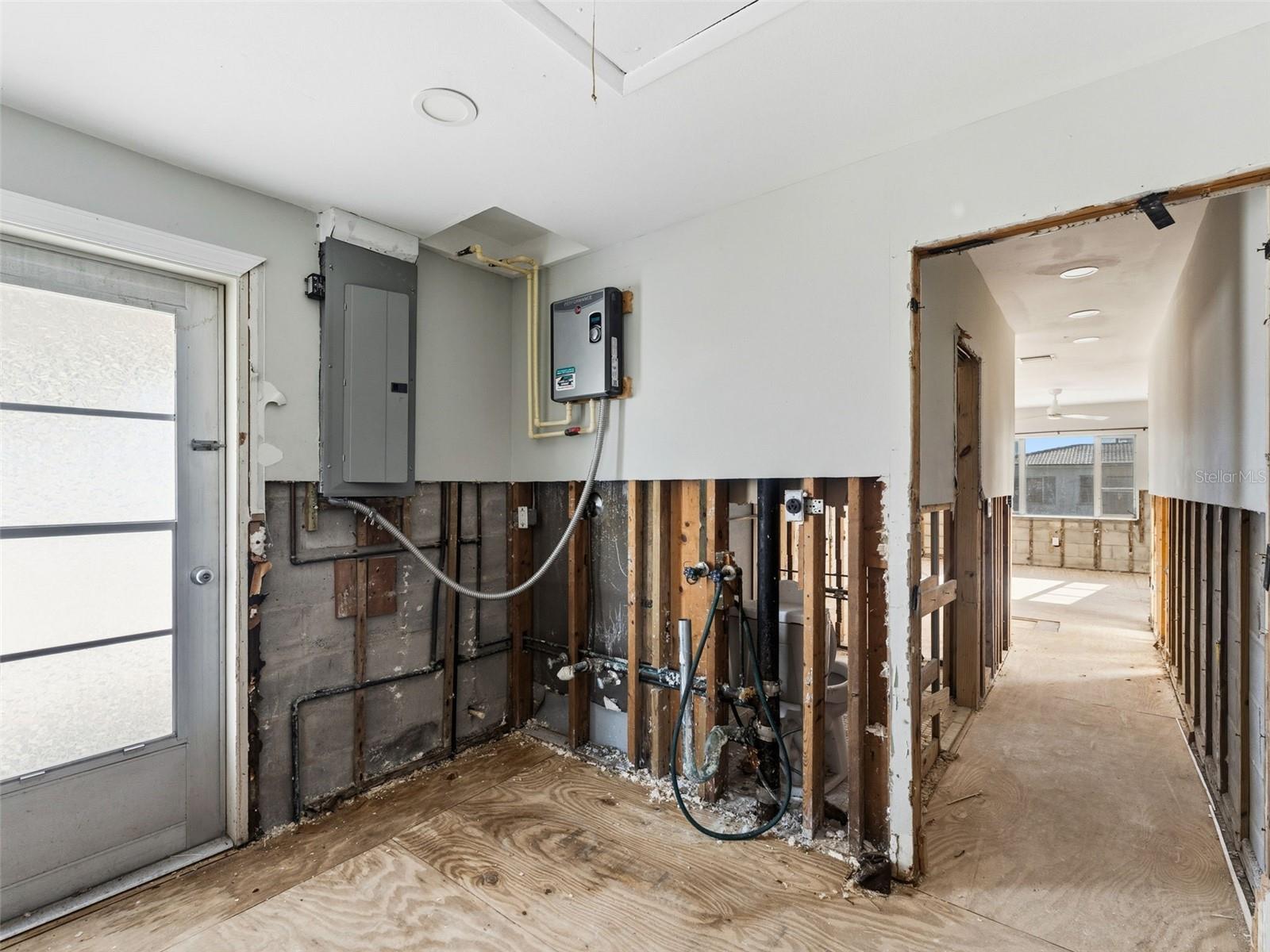 MADEIRA SHORES 1ST ADD - Residential