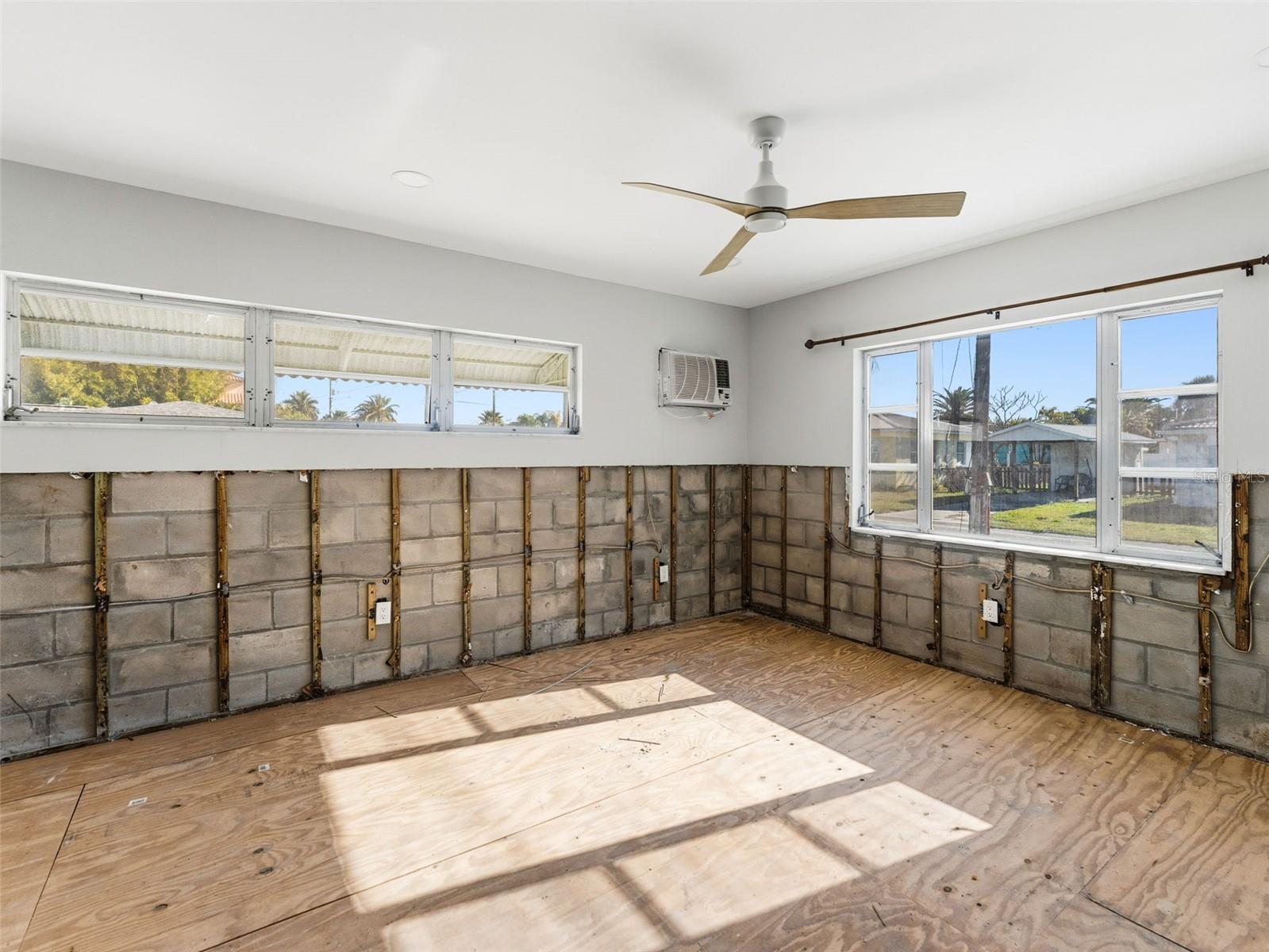 MADEIRA SHORES 1ST ADD - Residential