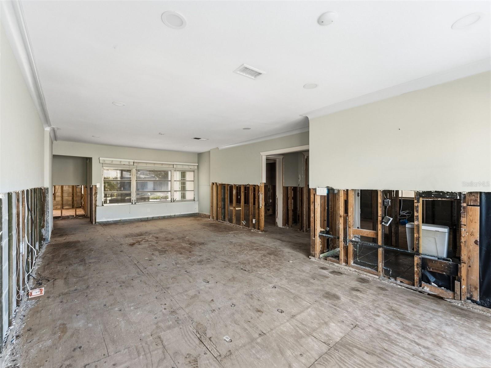 MADEIRA SHORES 1ST ADD - Residential