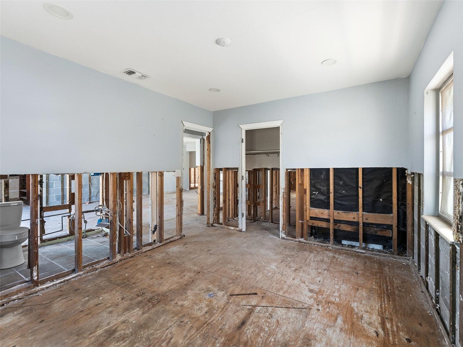 MADEIRA SHORES 1ST ADD - Residential