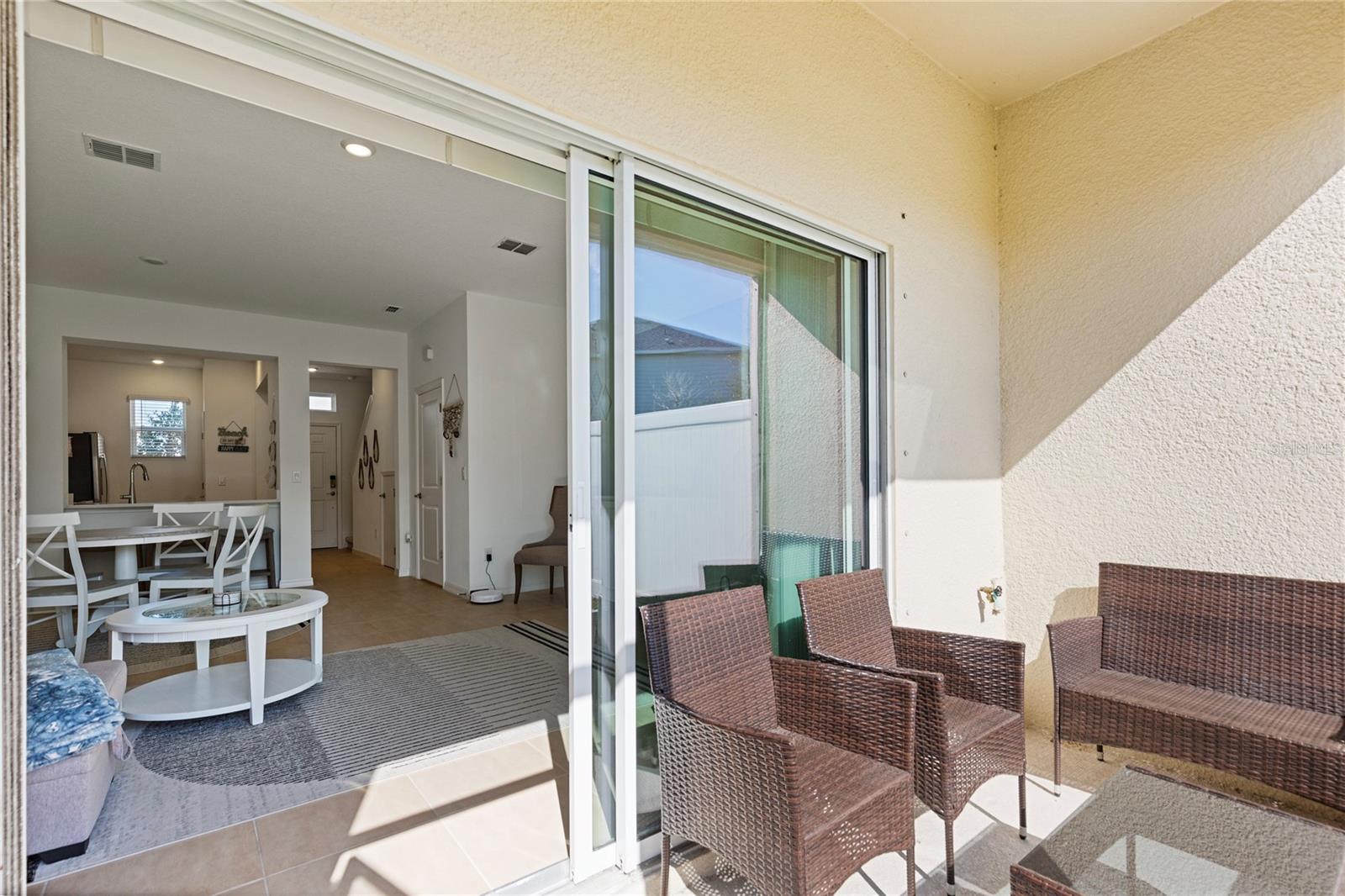 ARTISAN LAKES EDGESTONE - Residential