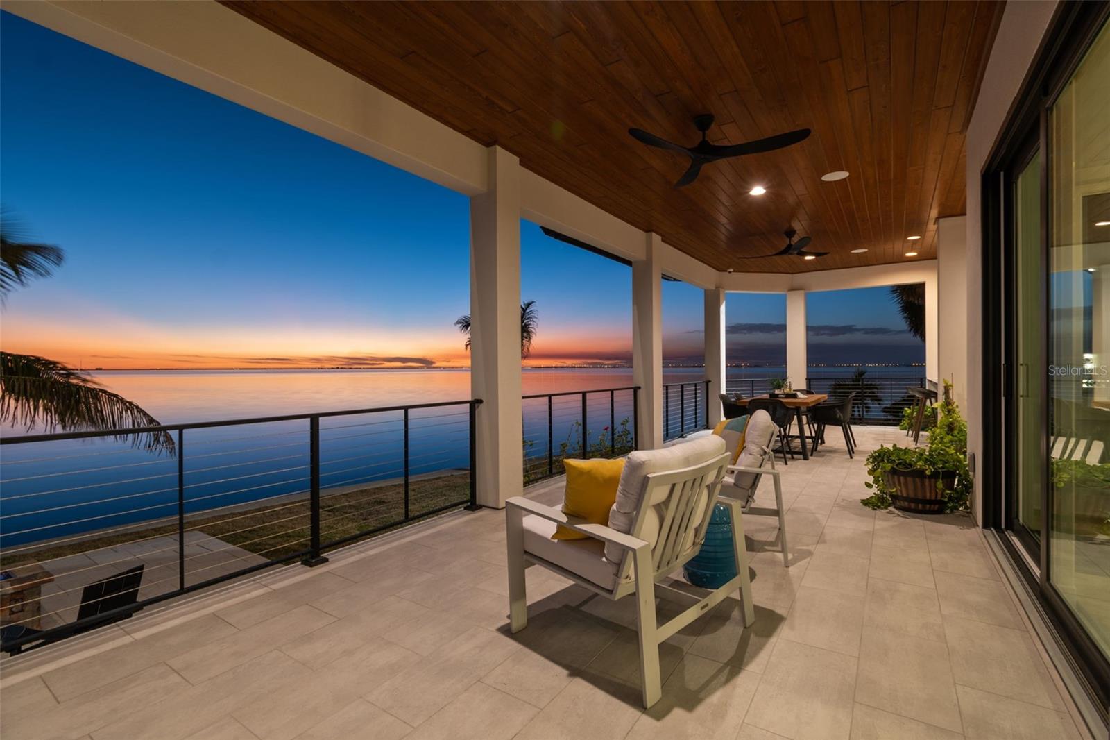 SUNSET PARK ISLES UNIT 5 - Residential