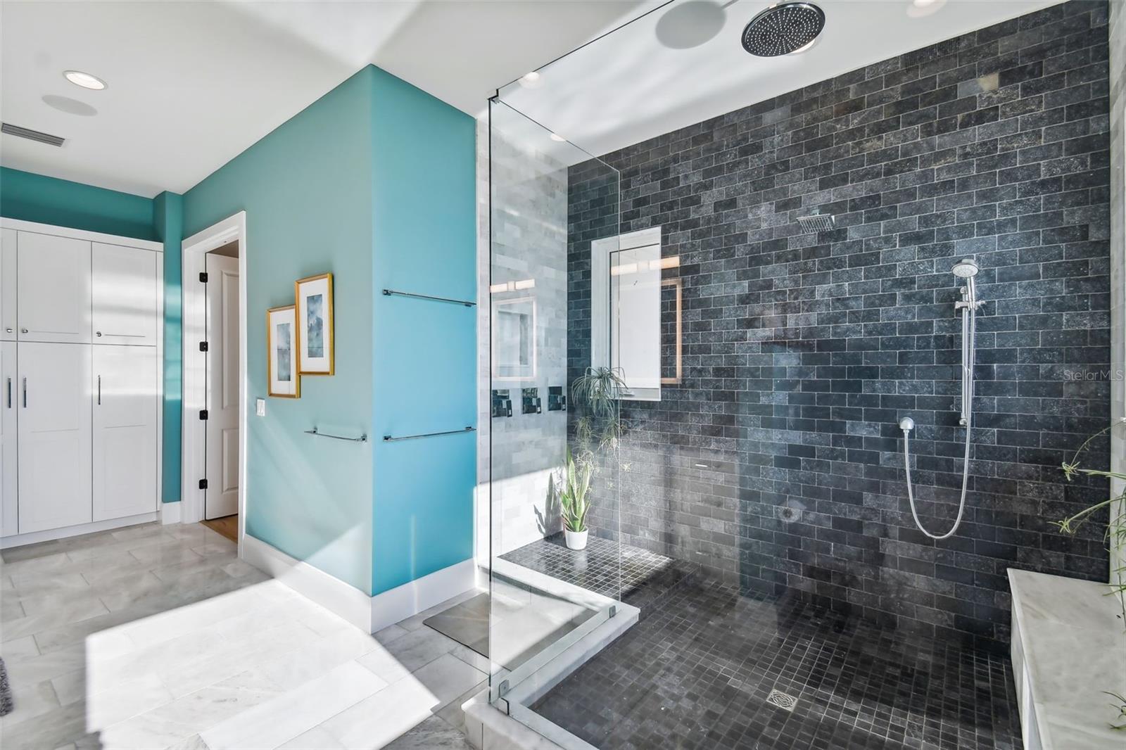 SUNSET PARK ISLES UNIT 5 - Residential