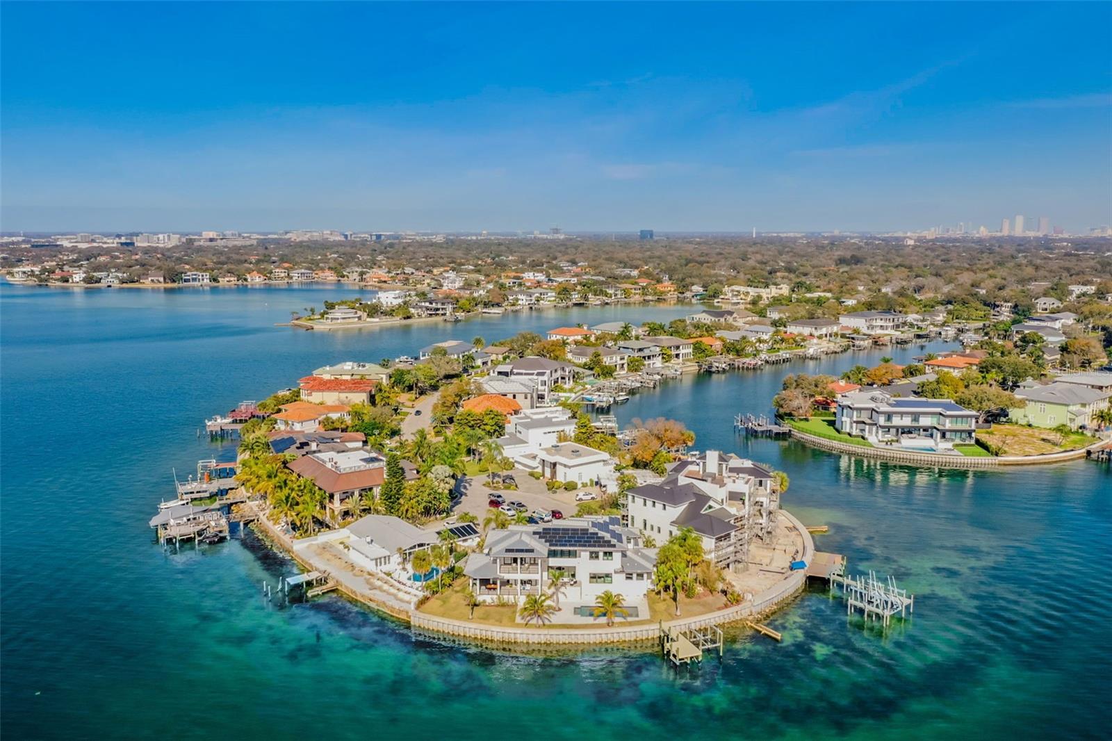 SUNSET PARK ISLES UNIT 5 - Residential