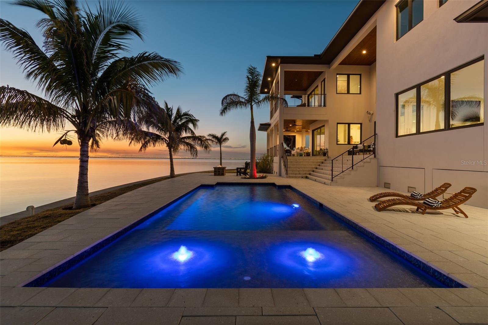 SUNSET PARK ISLES UNIT 5 - Residential