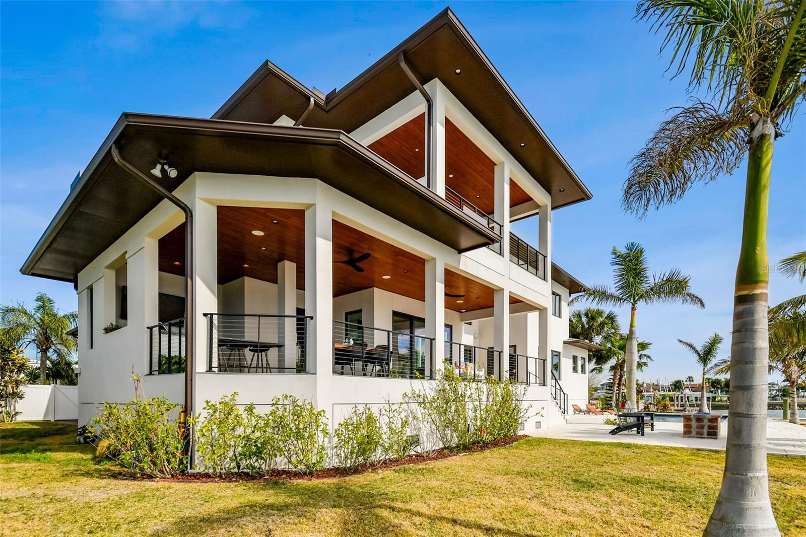SUNSET PARK ISLES UNIT 5 - Residential