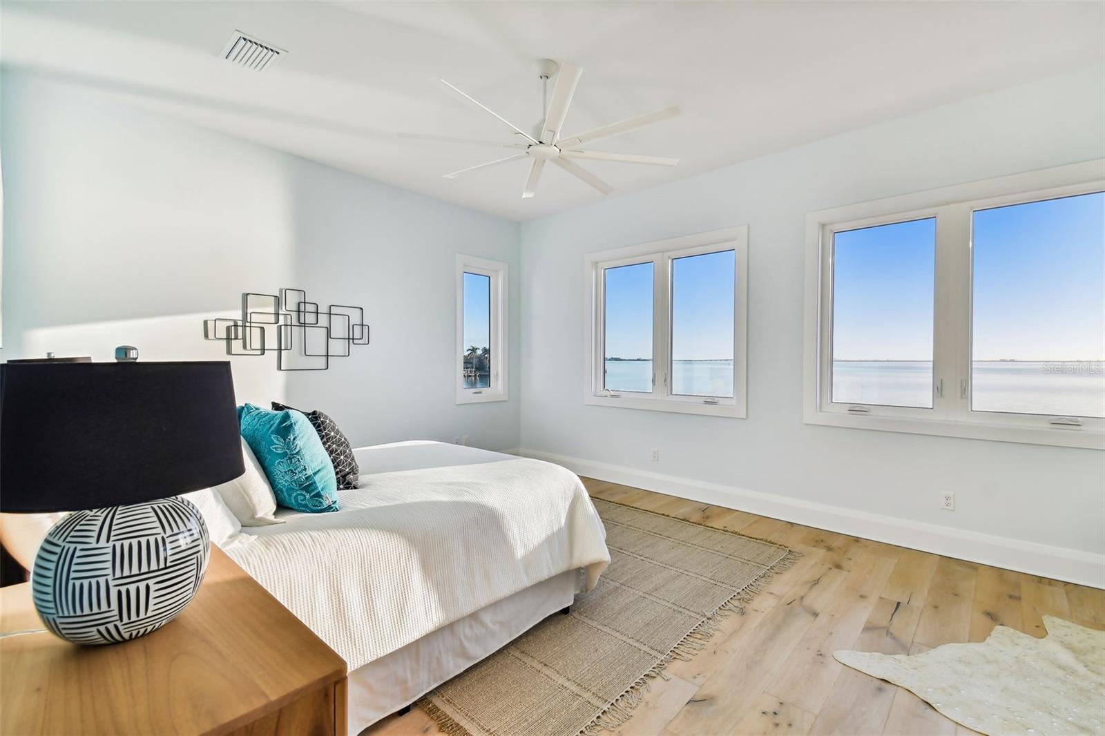 SUNSET PARK ISLES UNIT 5 - Residential