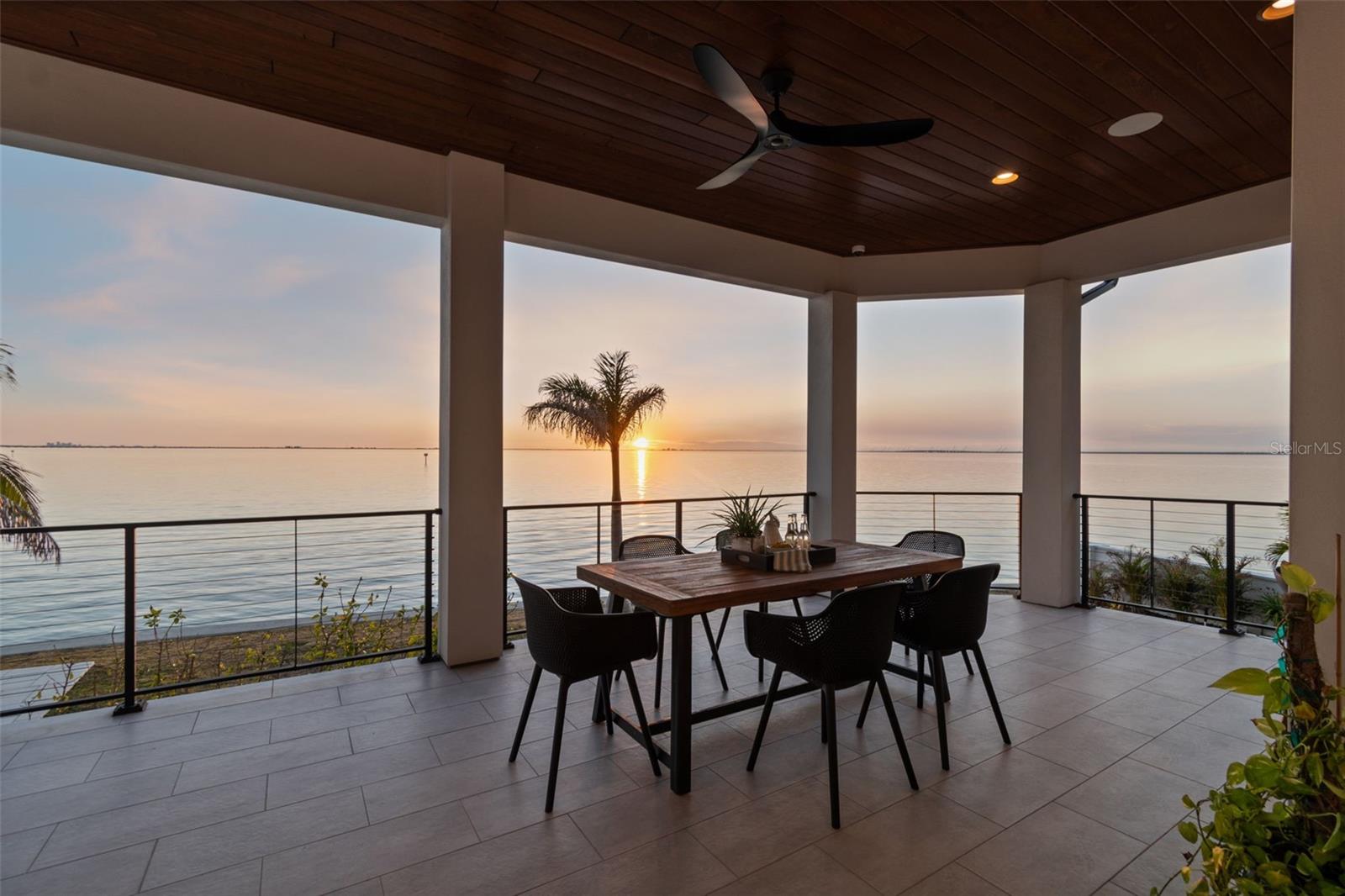 SUNSET PARK ISLES UNIT 5 - Residential