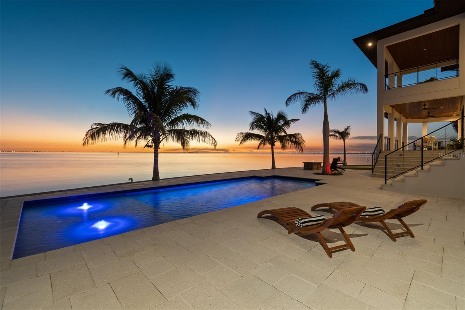 SUNSET PARK ISLES UNIT 5 - Residential
