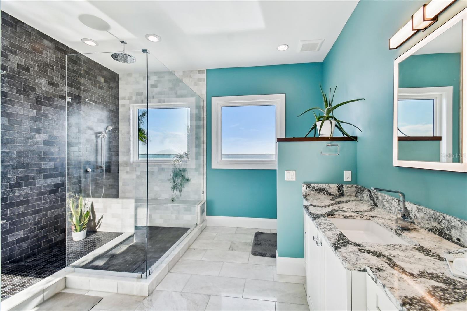 SUNSET PARK ISLES UNIT 5 - Residential