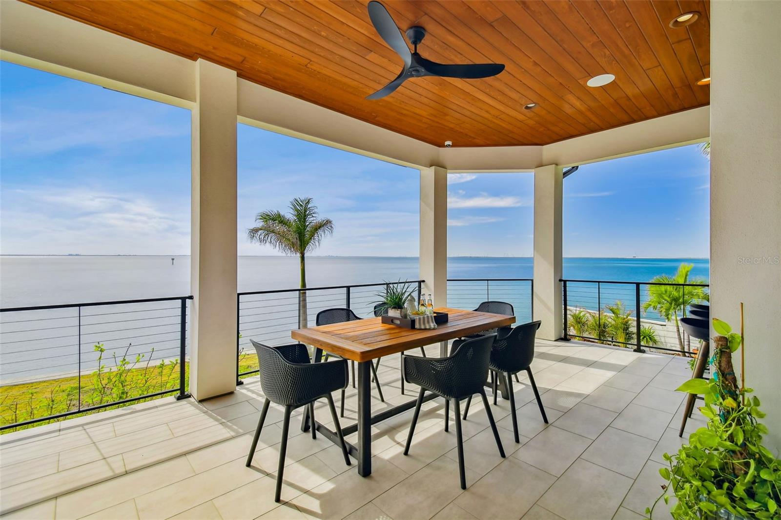 SUNSET PARK ISLES UNIT 5 - Residential