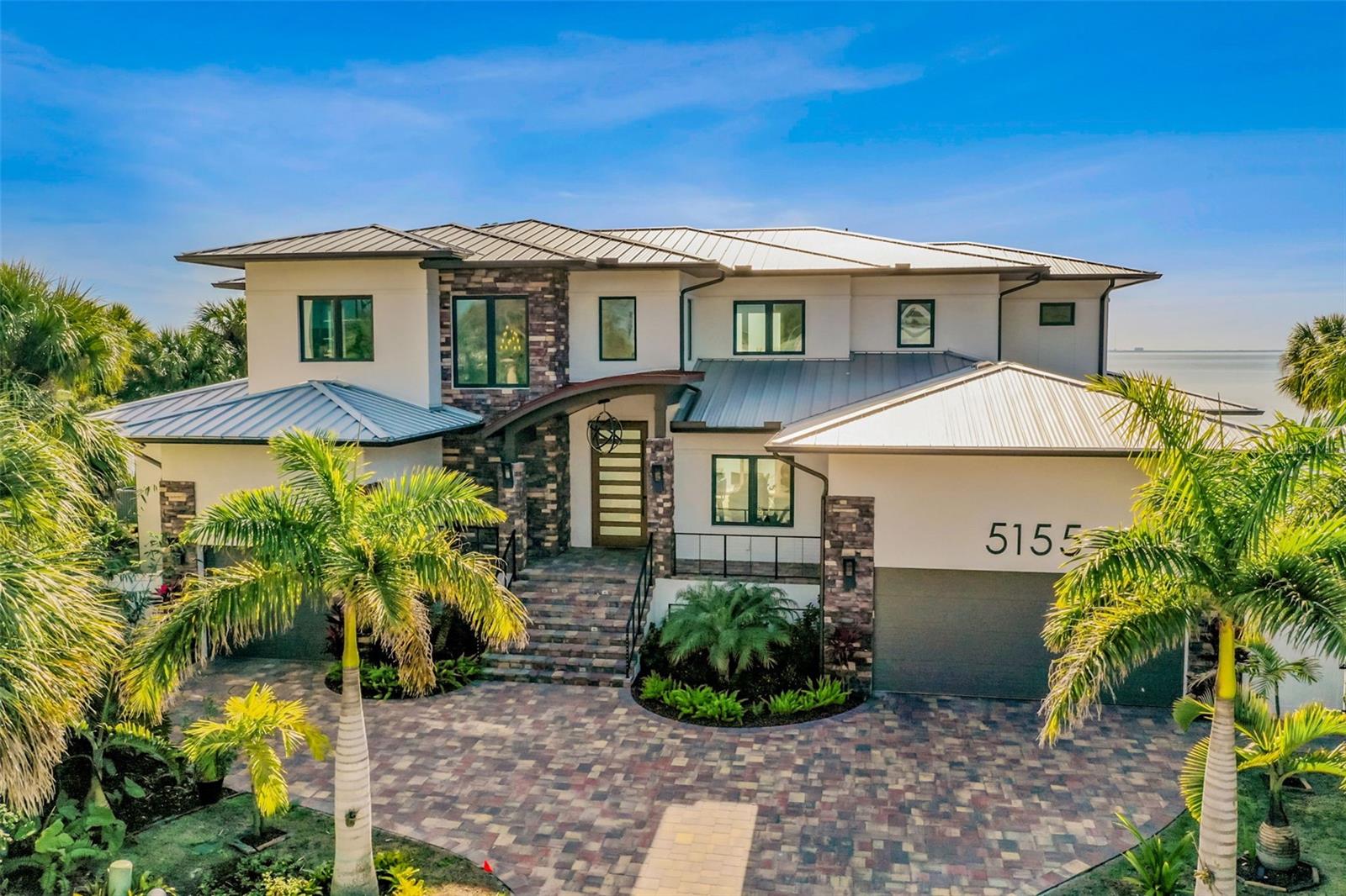 SUNSET PARK ISLES UNIT 5 - Residential