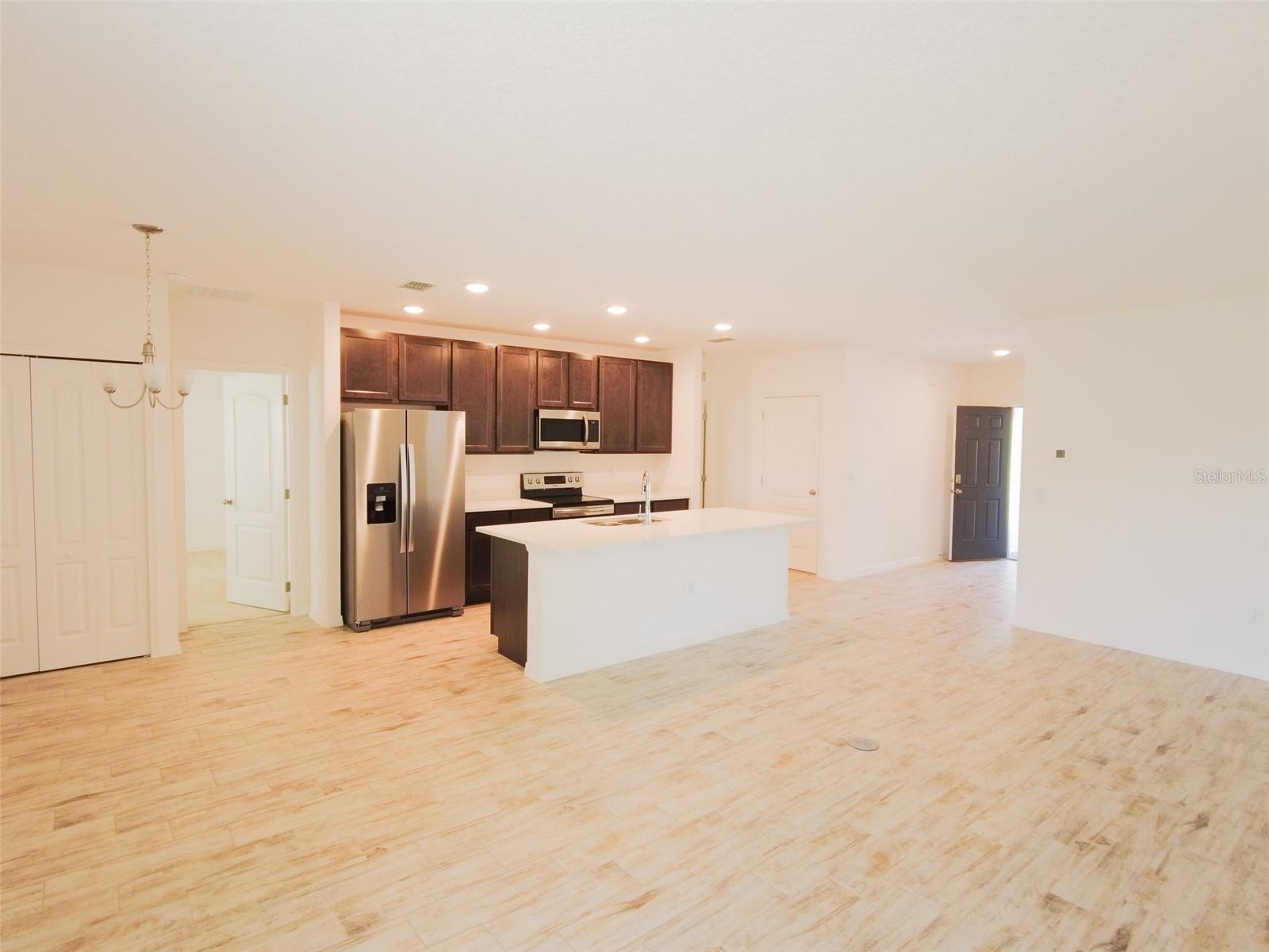 NORTHRIDGE RESERVE - Residential Lease