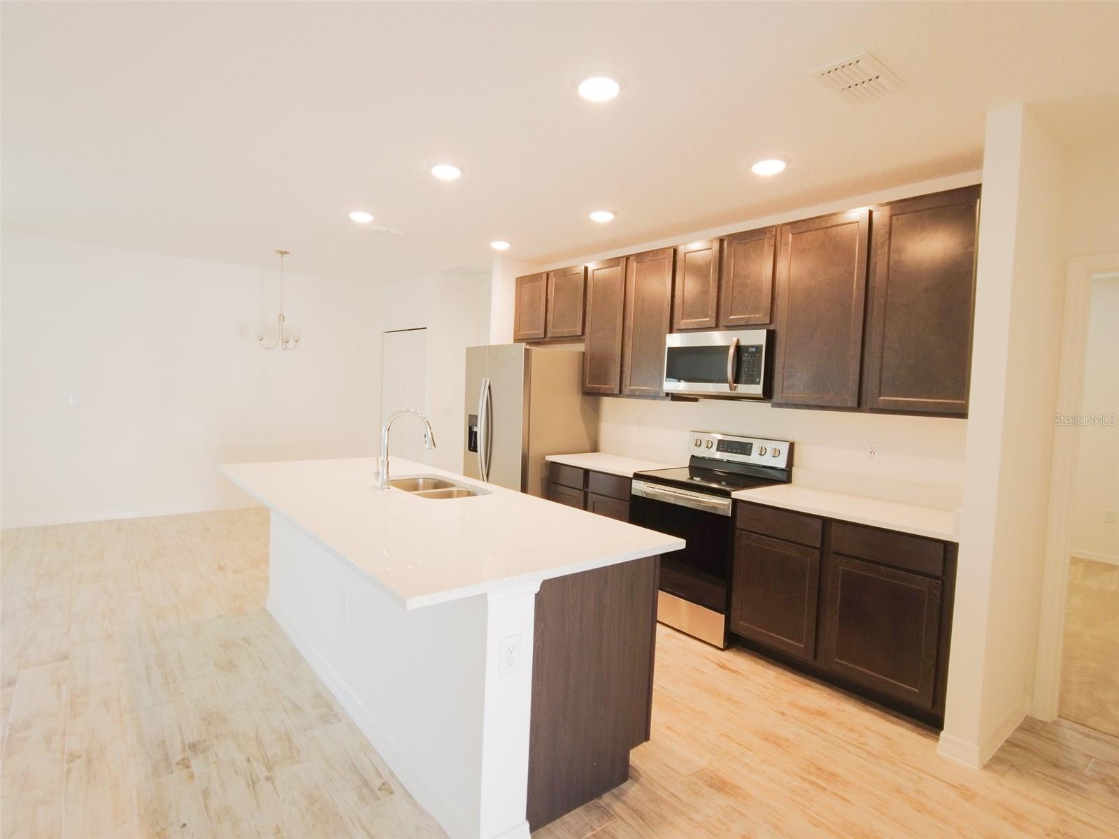 NORTHRIDGE RESERVE - Residential Lease