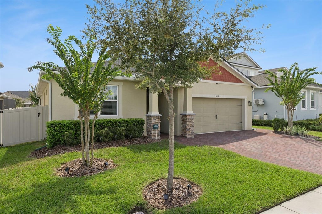 Photo of 3033 Ambersweet Place, Clermont, FL 34711 (MLS # O6444006)