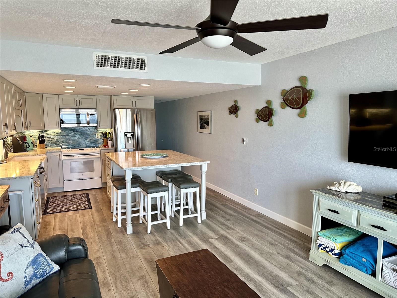 OCEAN CLUB SOUTH CONDO - Residential Lease