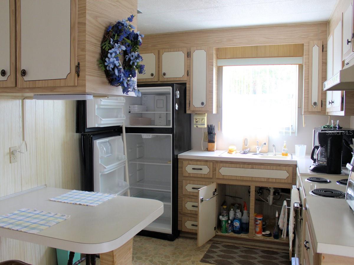 PALM HILL MOBILE HOME PARK UNREC - Residential