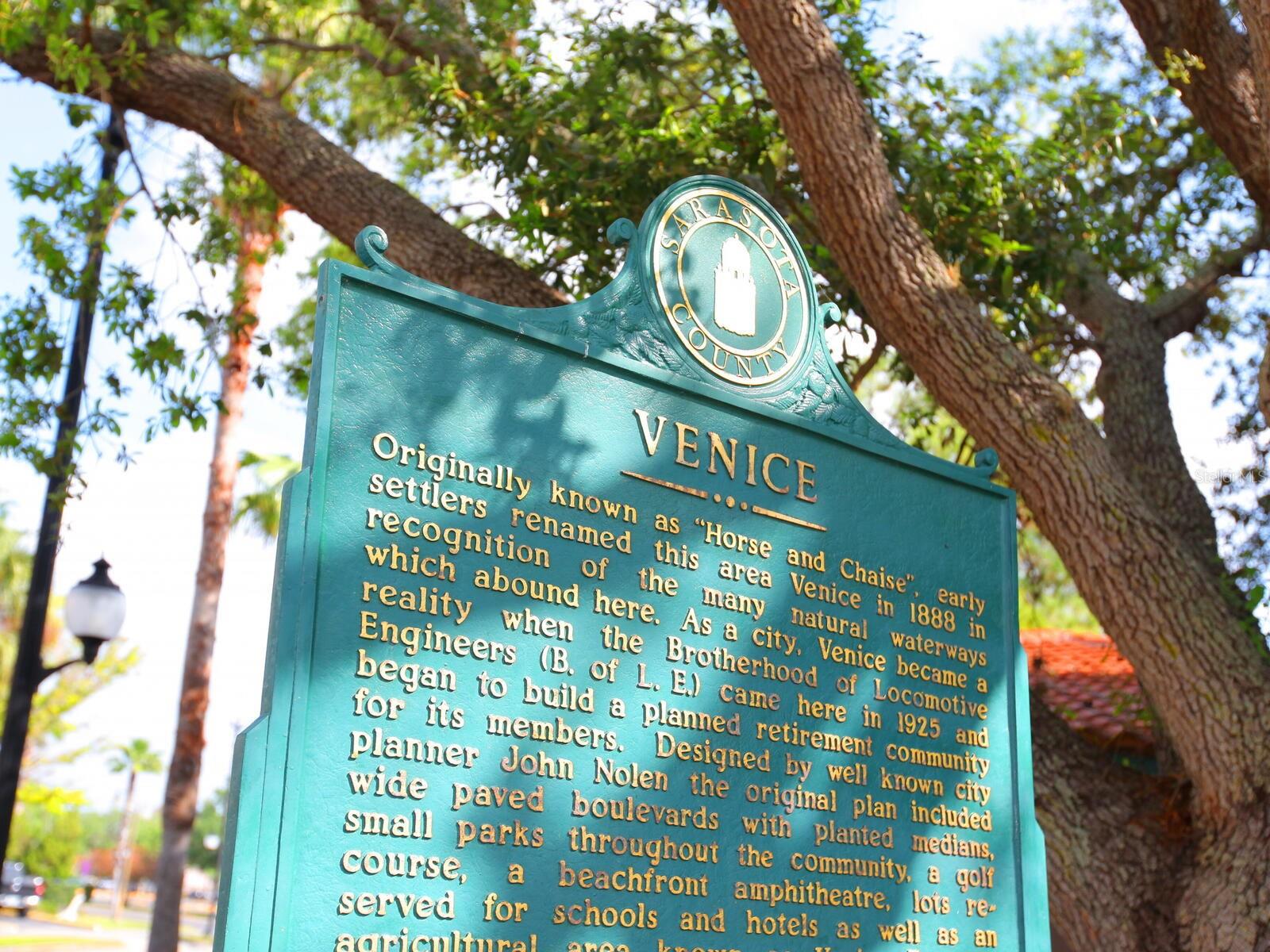 THE VILLAS AT VENICE - Residential