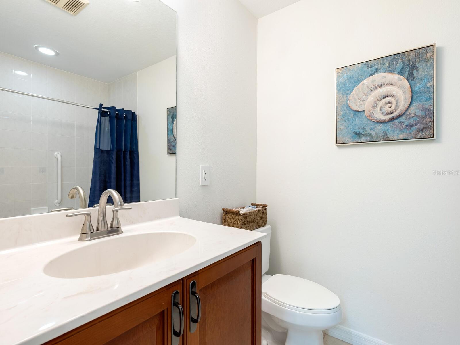 THE VILLAS AT VENICE - Residential