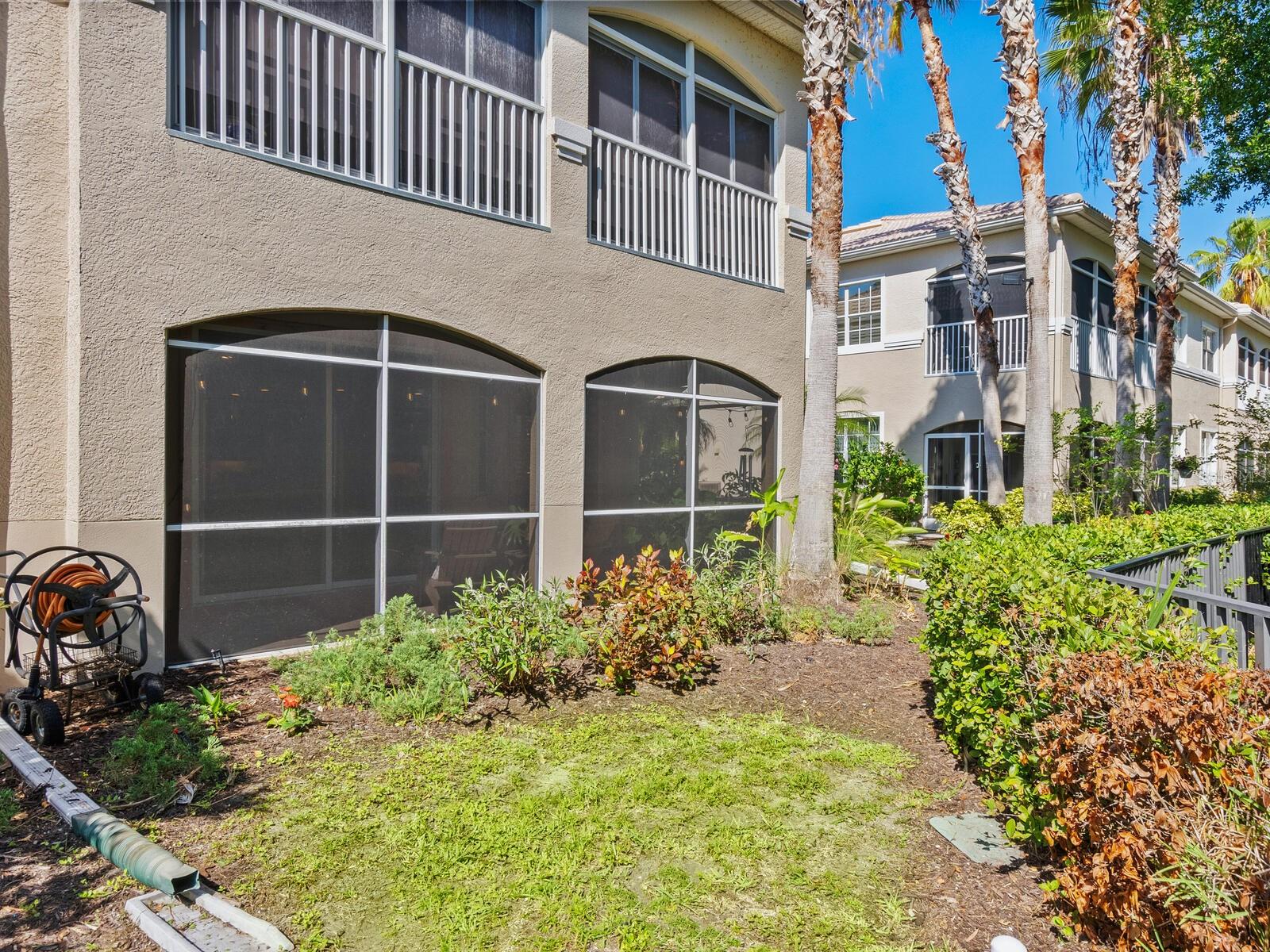 THE VILLAS AT VENICE - Residential