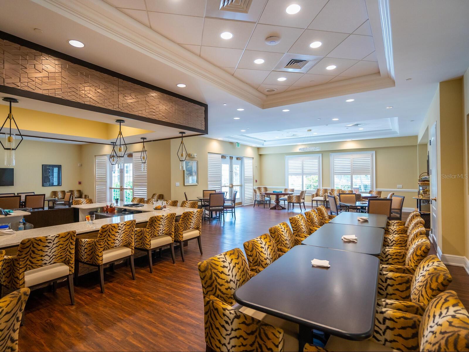 THE VILLAS AT VENICE - Residential