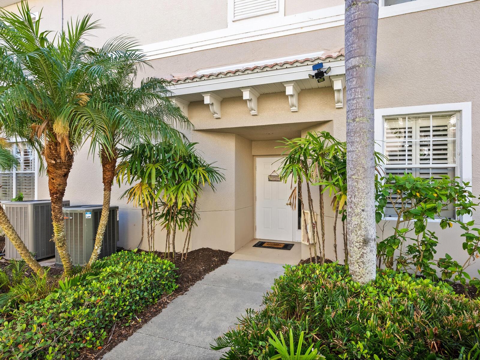 THE VILLAS AT VENICE - Residential