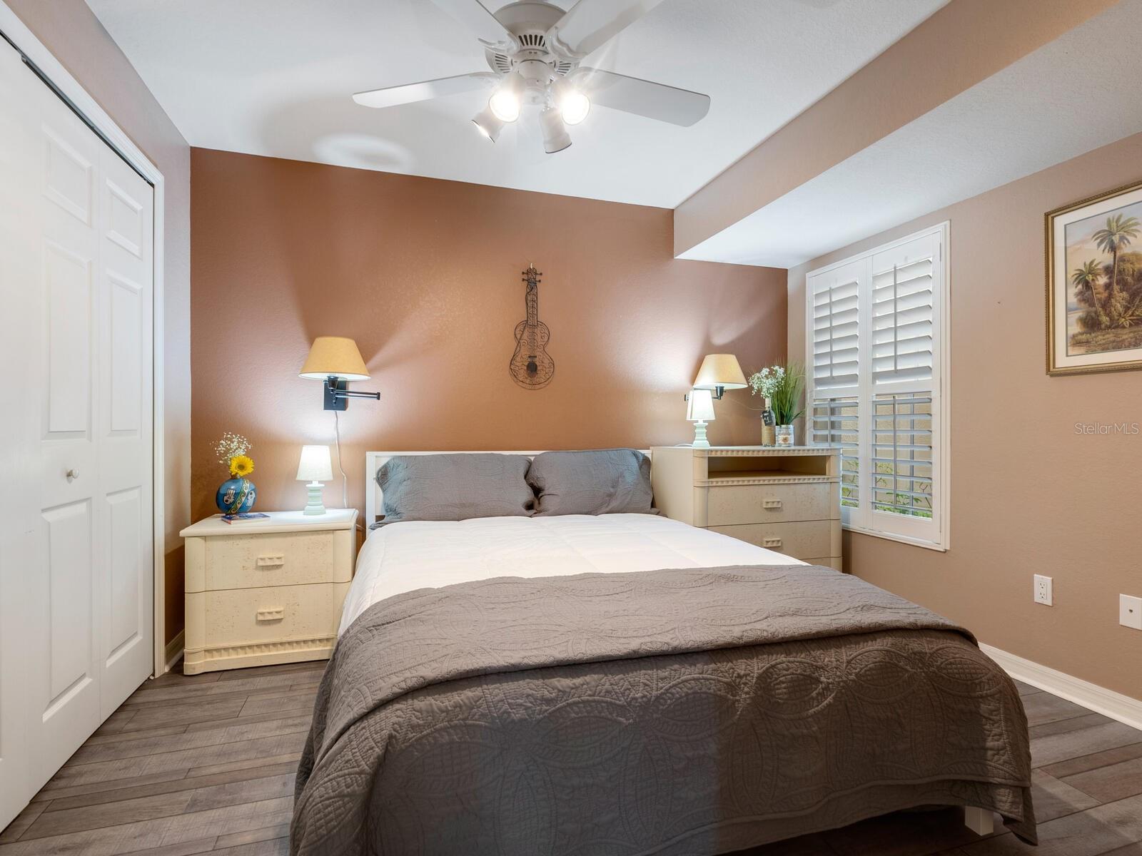 THE VILLAS AT VENICE - Residential