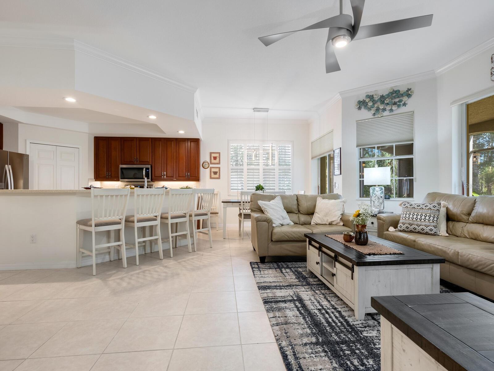 THE VILLAS AT VENICE - Residential