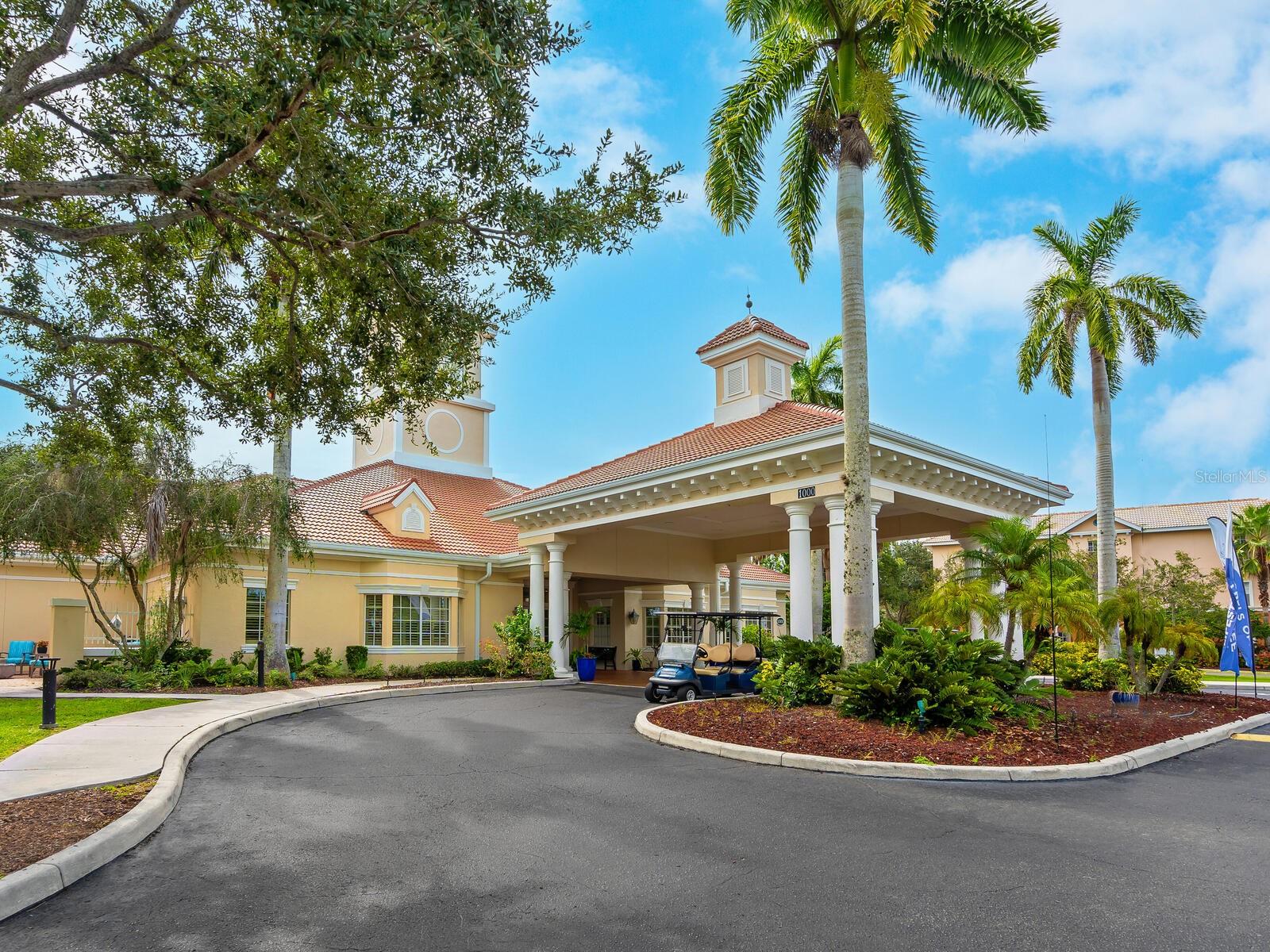 THE VILLAS AT VENICE - Residential