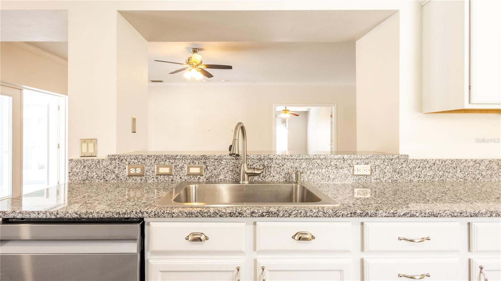 LEESBURG ARLINGTON RIDGE PH 1-B - Residential Lease