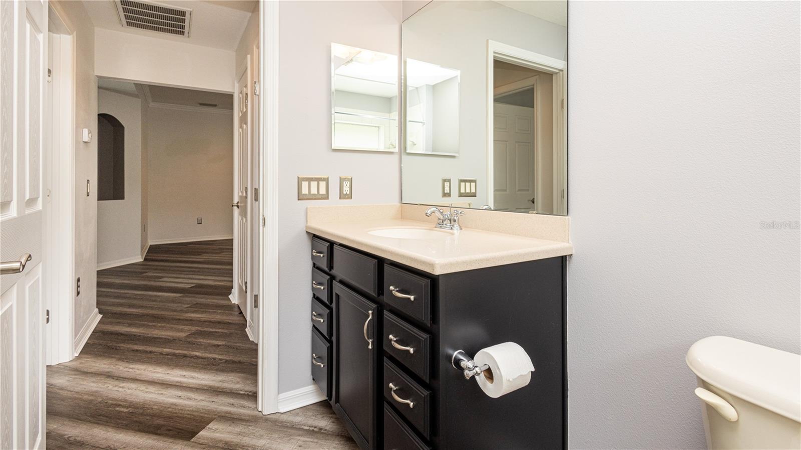 LEESBURG ARLINGTON RIDGE PH 1-B - Residential Lease