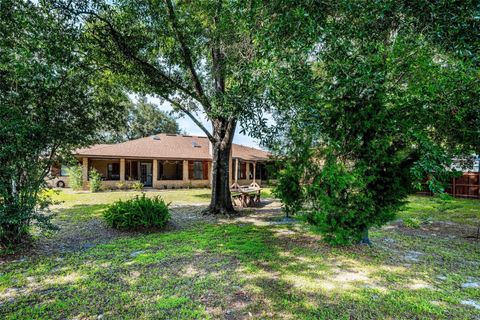 A home in DEBARY