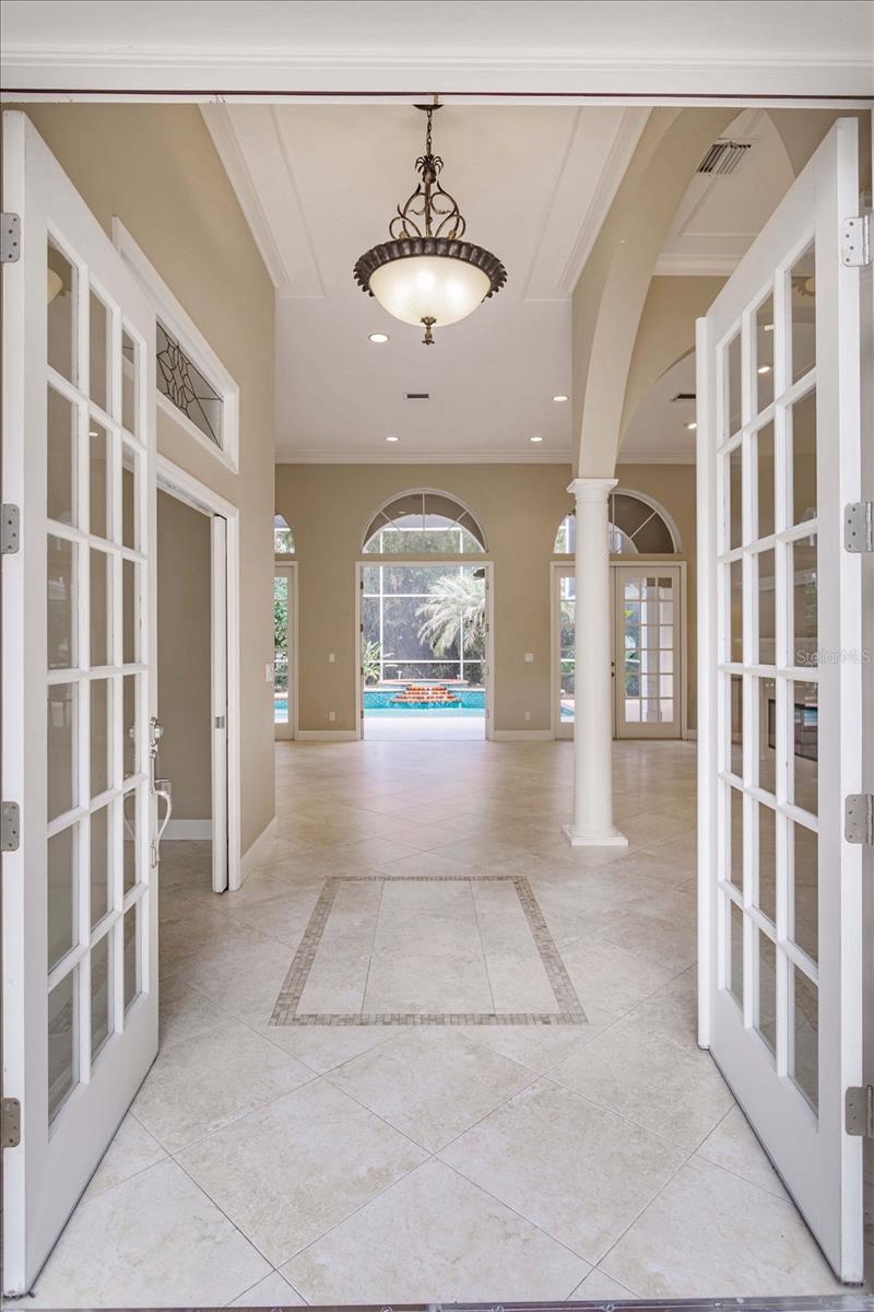 4965 SHORELINE CIRCLE